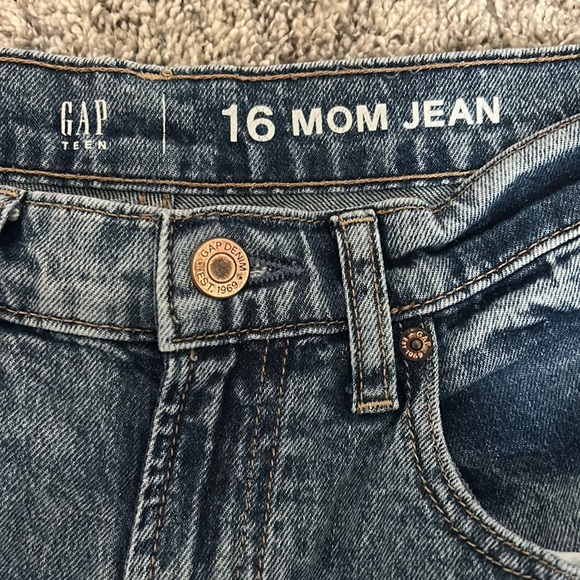 GAP Teen Mom Jeans Size 16 (KIDS) - Picture 3 of 3